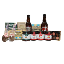 Load image into Gallery viewer, Christmas Magic Hamper