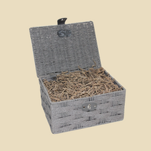 Load image into Gallery viewer, Empty Wicker Hampers