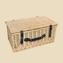 Load image into Gallery viewer, Empty Wicker Hampers